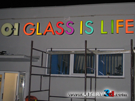 Glass-Is-Life_5